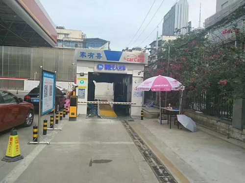 15668737945917306CC4.jpg 4.jpg